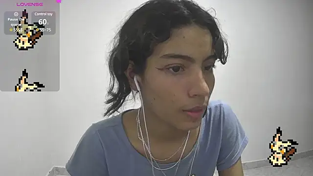 Lovelyamyy online show from February 1, 2025, 2:16 am