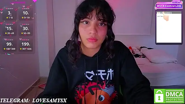 Lovelyamyy online show from April 10, 2026, 6:29 am