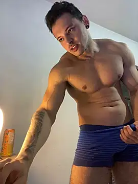 Lucasfit24 online show from March 22, 2025, 12:14 pm