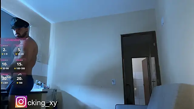 Lucasfit24 online show from October 13, 2025, 3:45 pm