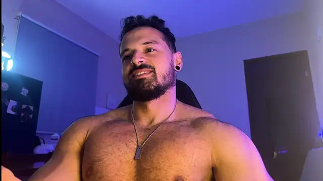 Snapshot of Lucasfit24 chatting on November 25, 2025, 2:33 am Lucasfit24 online show from November 25, 2025, 2:33 am