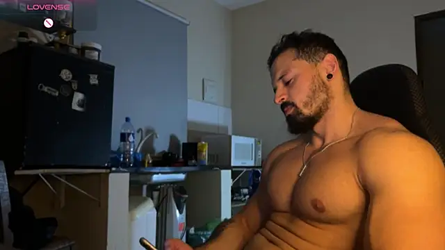 Snapshot of Lucasfit24 chatting on January 13, 2026, 12:38 am Lucasfit24 online show from January 13, 2026, 12:38 am