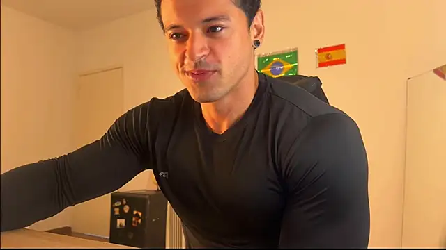 Snapshot of Lucasfit24 chatting on June 28, 2026, 3:07 pm Lucasfit24 online show from June 28, 2026, 3:07 pm