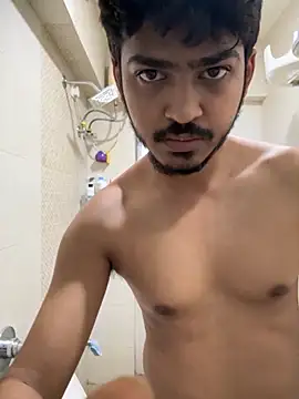 cute modell online show from October 16, 2025, 5:19 am