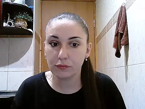 Yuliia30 online show from October 5, 2025, 3:21 pm