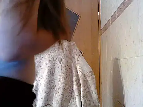 Yuliia30 online show from July 12, 2026, 11:01 am
