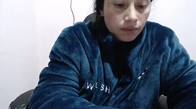 abby rouse18 online show from January 27, 2025, 7:24 pm