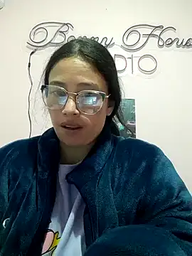 abby rouse18 online show from March 9, 2025, 3:49 pm
