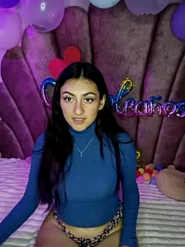 sweetfoxy 17 online show from February 24, 2025, 12:20 am