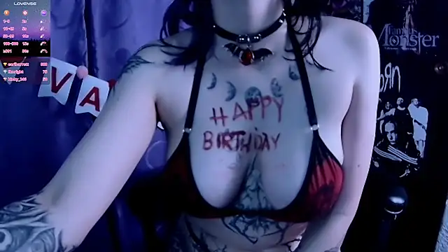 Kimlennox  online show from February 11, 2025, 1:31 am