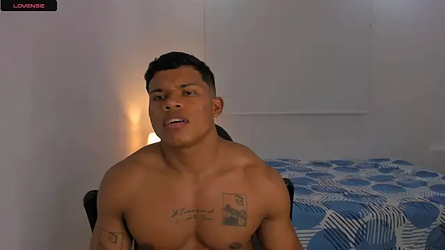 Snapshot of maxsteel177 chatting on February 13, 2025, 12:57 am maxsteel177 online show from February 13, 2025, 12:57 am