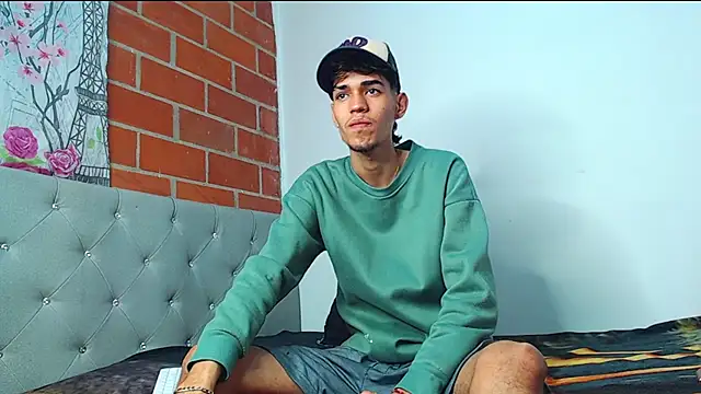 Alejandro bigdick x online show from February 18, 2025, 6:04 am