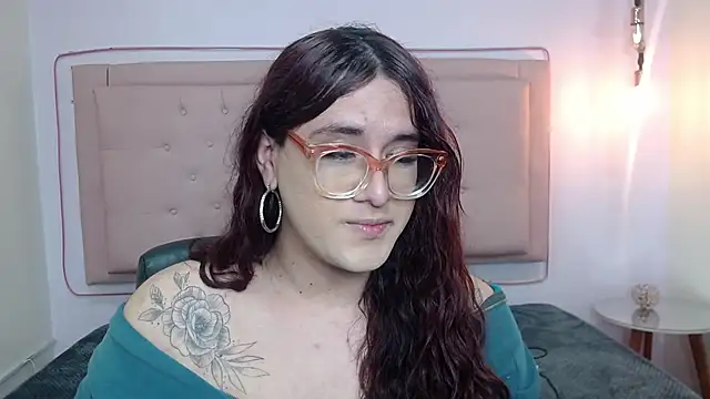 Snapshot of kathepickmanx chatting on October 4, 2025, 3:37 am kathepickmanx online show from October 4, 2025, 3:37 am