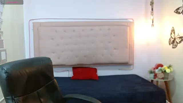 Snapshot of kathepickmanx chatting on December 20, 2025, 3:35 am kathepickmanx online show from December 20, 2025, 3:35 am