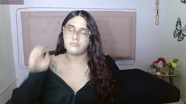 Snapshot of kathepickmanx chatting on December 23, 2025, 3:26 am kathepickmanx online show from December 23, 2025, 3:26 am