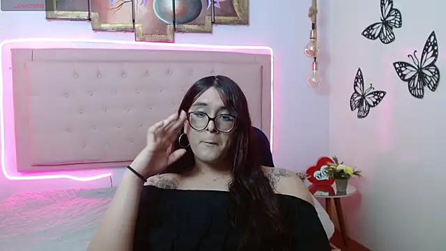 Snapshot of kathepickmanx chatting on January 6, 2026, 5:11 am kathepickmanx online show from January 6, 2026, 5:11 am