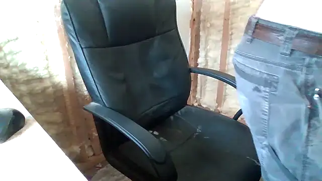 therealjj3333 online show from November 29, 2025, 1:58 pm