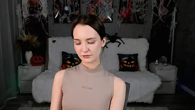 SamanthaaaWalker online show from November 3, 2025, 12:17 pm