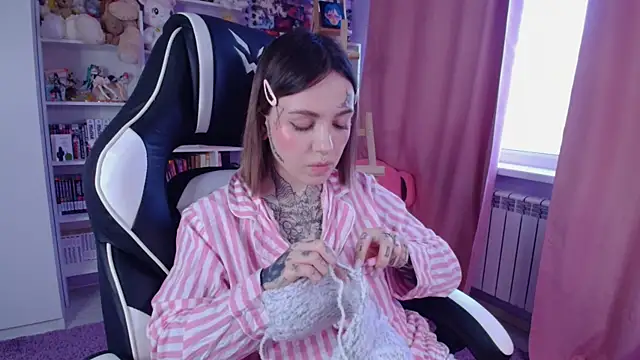 Catharsisi online show from February 21, 2025, 1:55 pm