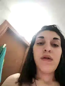 Snapshot of Rosanna_Rennie chatting on January 14, 2025, 5:56 pm Rosanna Rennie online show from January 14, 2025, 5:56 pm