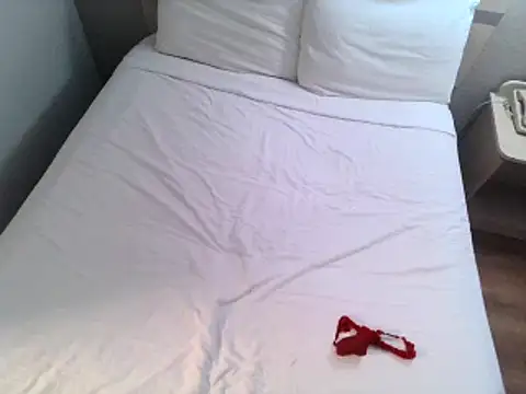 AQuickPhyx online show from March 20, 2025, 1:13 am