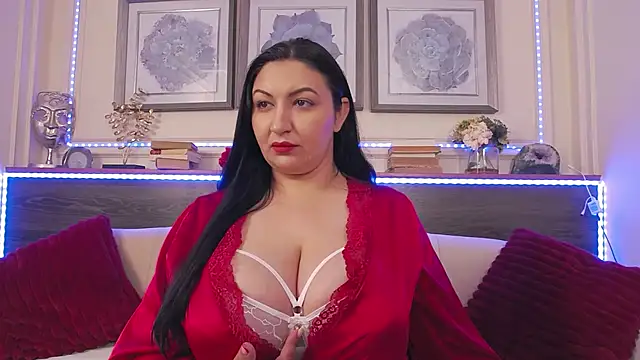 BustyEva  online show from June 7, 2026, 3:32 am