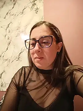 Snapshot of CHARLOTTE_1711 chatting on June 23, 2026, 3:04 am CHARLOTTE 1711 online show from June 23, 2026, 3:04 am