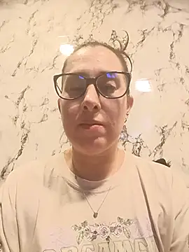Snapshot of CHARLOTTE_1711 chatting on July 14, 2026, 3:11 am CHARLOTTE 1711 online show from July 14, 2026, 3:11 am