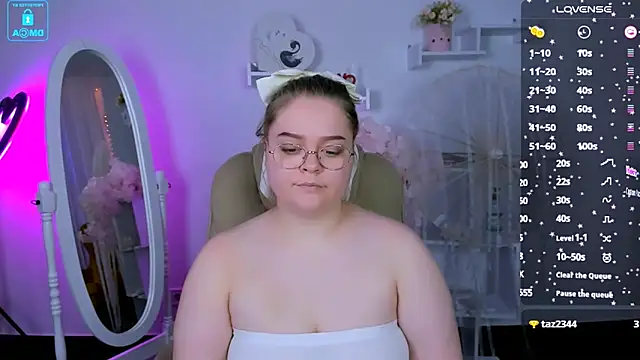 Erica  Alta online show from January 25, 2025, 9:26 am