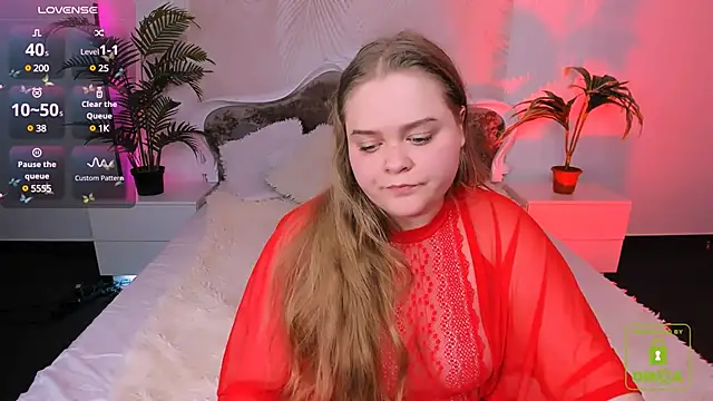 Erica  Alta online show from February 14, 2025, 12:57 pm