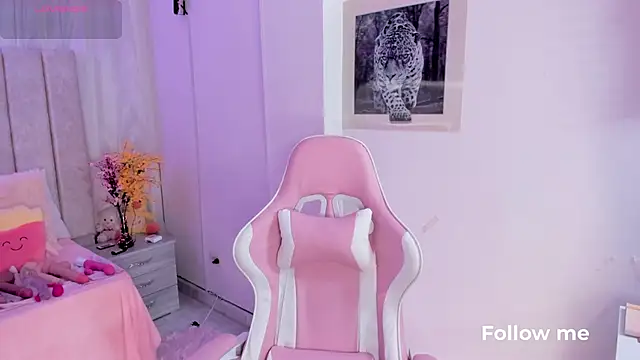 tamy xoo online show from January 25, 2025, 8:42 pm