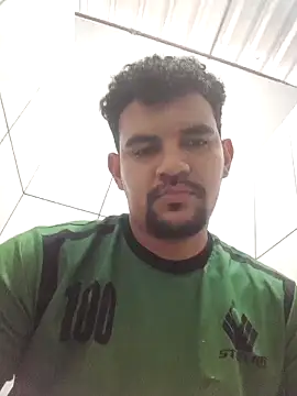 mamauara092 online show from November 3, 2025, 8:43 pm