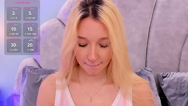 shatall rouge online show from February 1, 2025, 8:37 pm