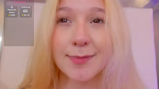 shatall rouge online show from February 4, 2025, 8:28 pm