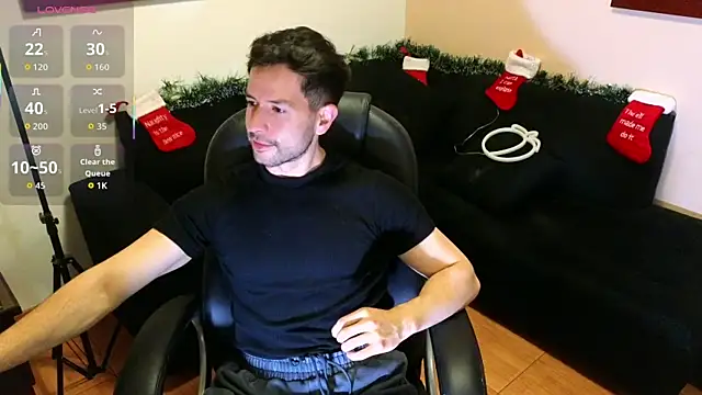 hairyncuteass online show from November 16, 2025, 1:33 am