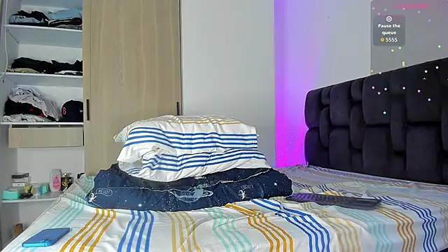 austinoficial online show from January 7, 2026, 12:35 am