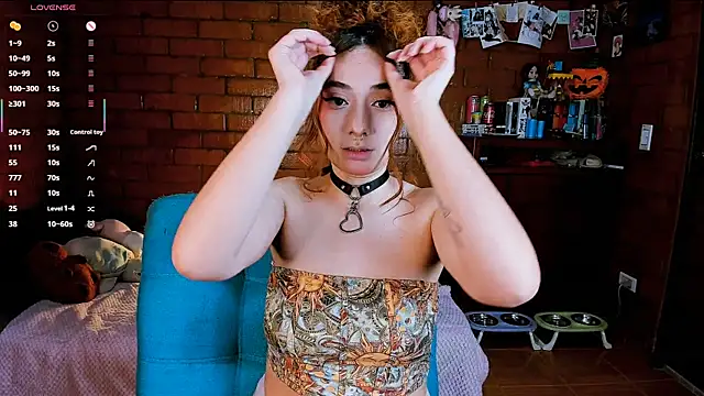 Annycolin  online show from February 20, 2026, 10:54 pm