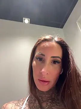 Black sweet Rose online show from January 30, 2025, 10:08 am