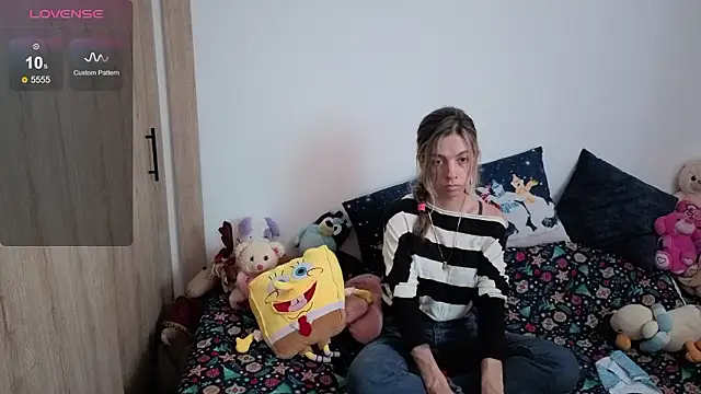 Princezzlove3 online show from March 5, 2026, 12:45 pm