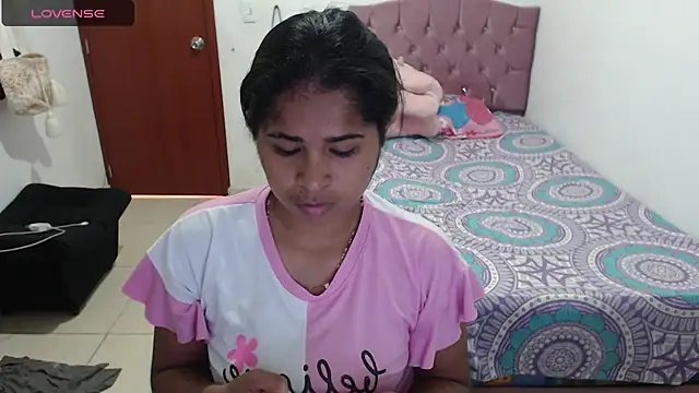 july-feria online show from January 16, 2025, 6:06 pm