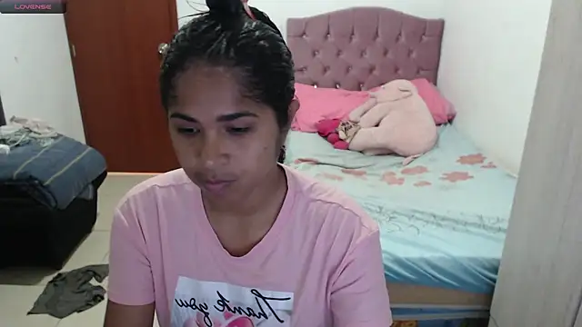 july-feria online show from October 28, 2025, 5:26 pm