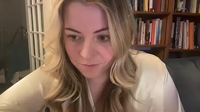 girlnextdoorjoelle online show from January 11, 2025, 8:43 am