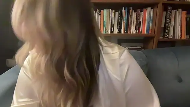 girlnextdoorjoelle online show from January 11, 2025, 11:45 am