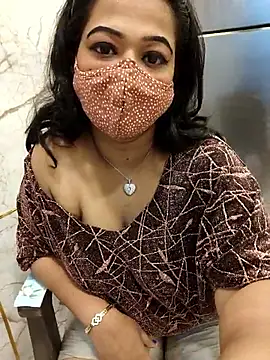 angelrani1234 online show from November 5, 2025, 8:09 pm