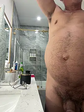 carlospingalinda online show from February 6, 2025, 11:48 pm