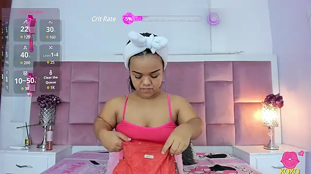 AnieRey online show from February 4, 2025, 12:11 pm