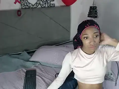 esmeralda-bk online show from February 27, 2025, 1:48 am