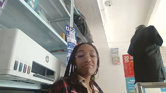 esmeralda-bk online show from March 12, 2025, 5:17 pm