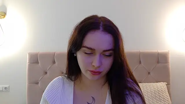 Lilliana Moon online show from January 19, 2025, 8:39 am