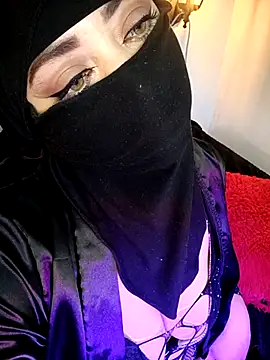 zahra Jalid online show from March 8, 2025, 12:33 am